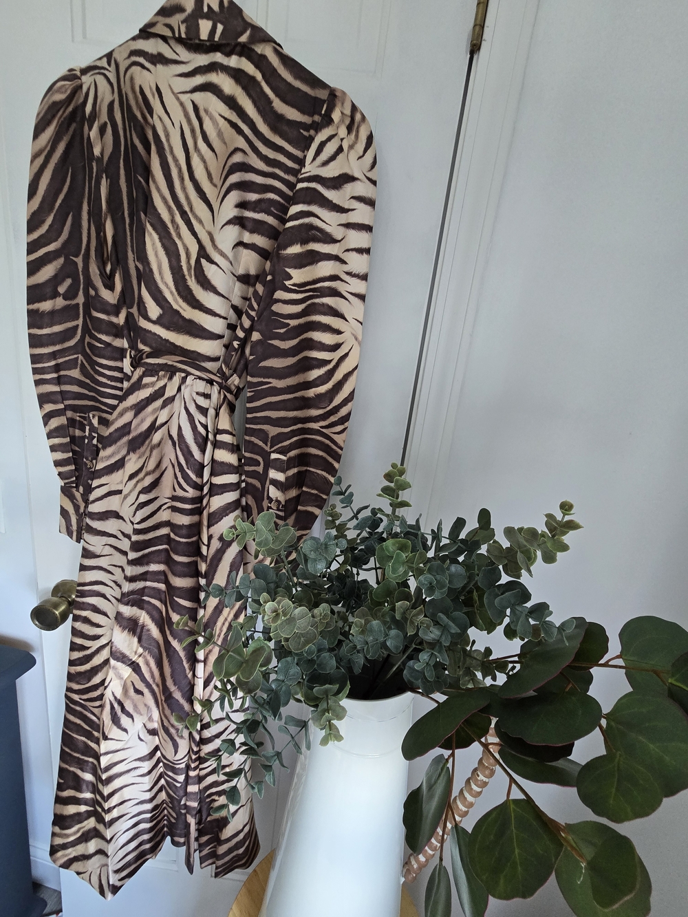 Zimmermann Zebra-Print in Beige-Pink and Black - US Size 6 - Picture 6 of 8